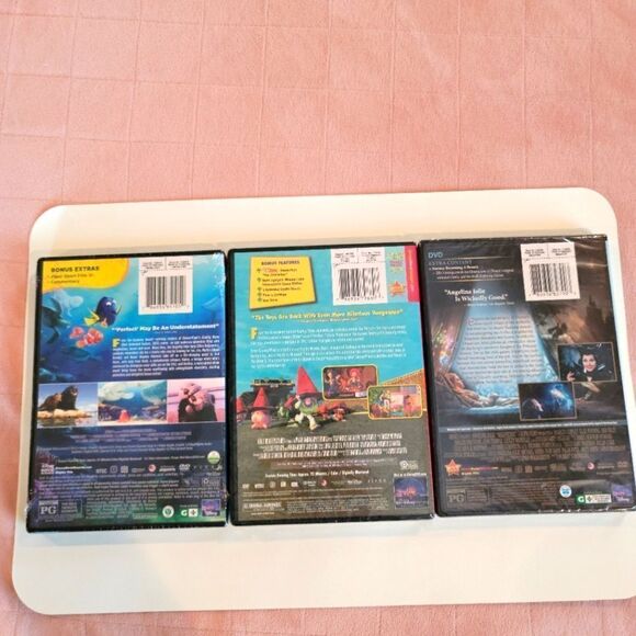 🎉2x Host Pick🎊DVD Bundle - Picture 2 of 2